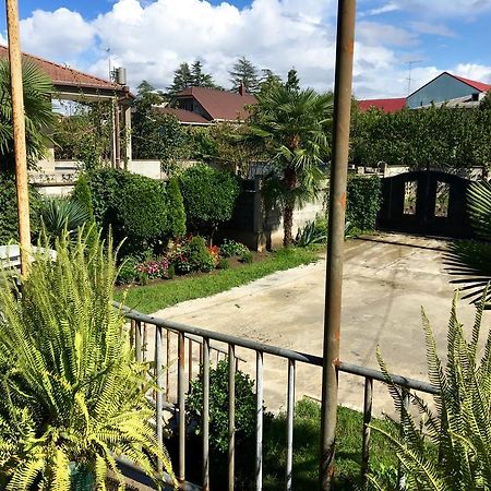 Guest House Lali Kostava 14 Sugdidi Exterior foto
